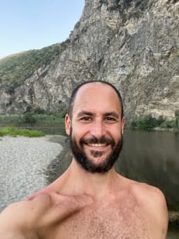 Oscar Ferraro - Masajista profesional